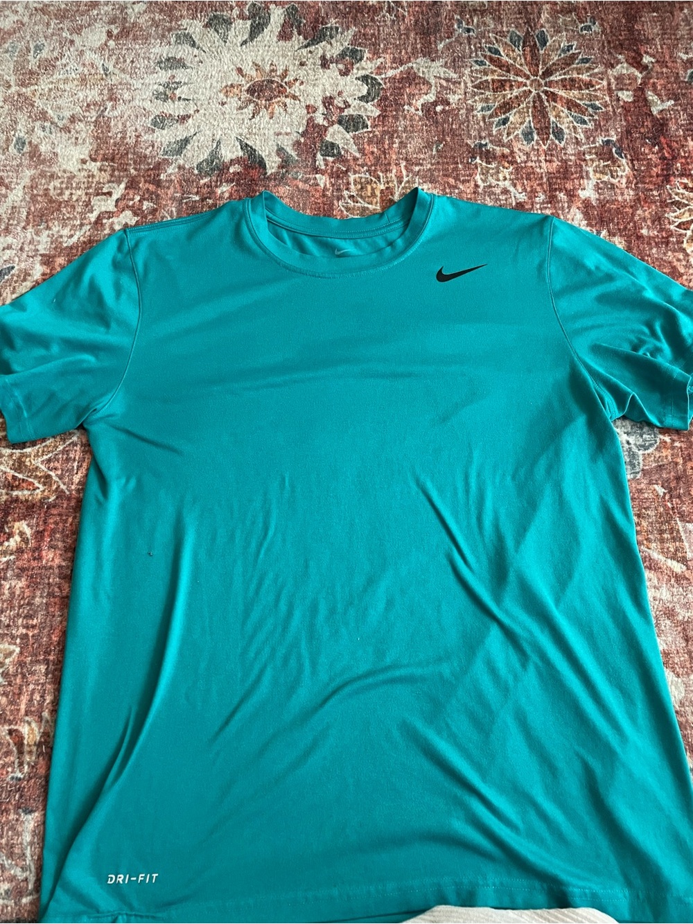 Men’s Medium Nike Dri Fit Shirt